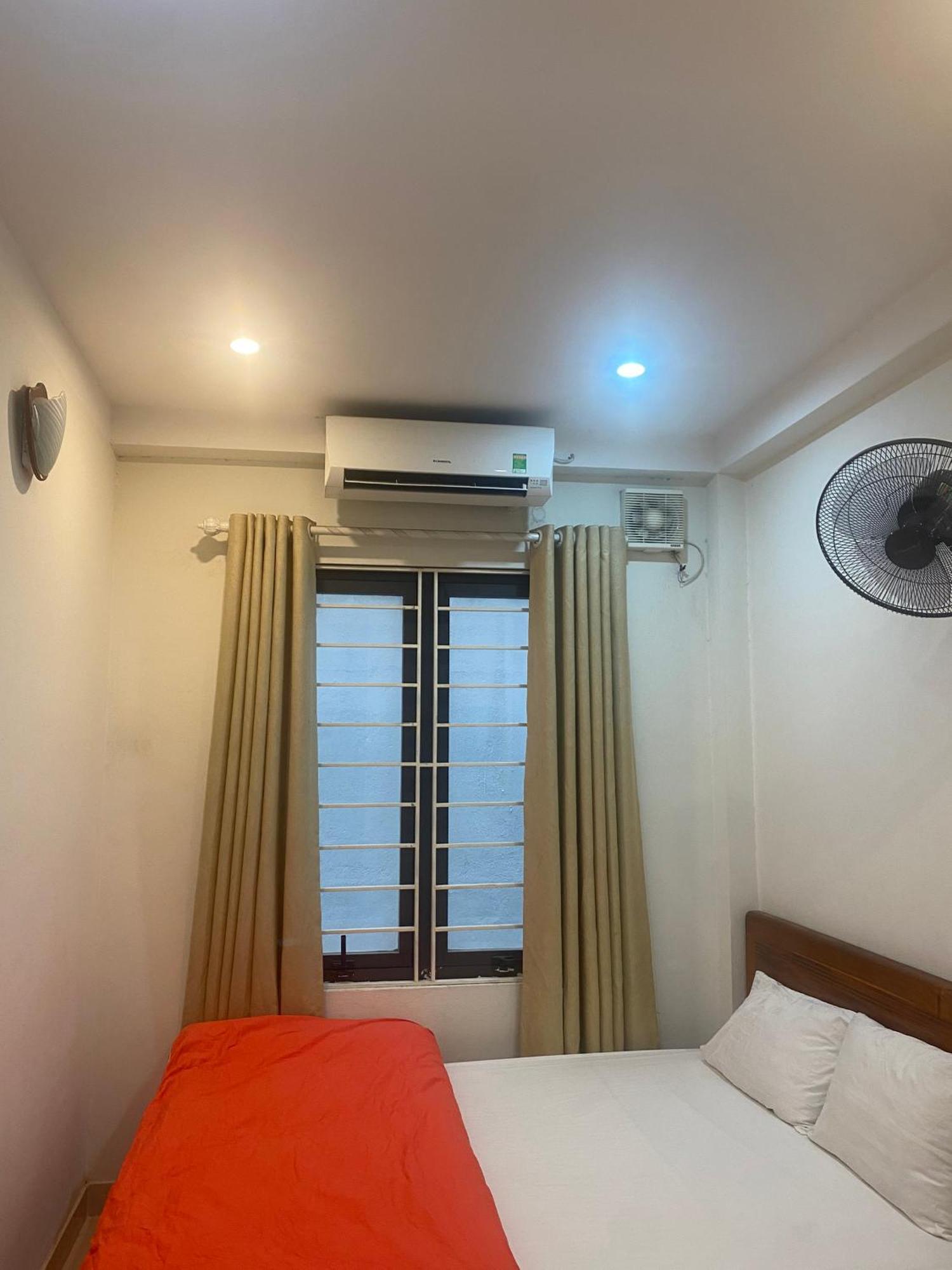 Nam Cuong Motel - Phong Don Co Cua So Thoang Mat Khep Kin - Thang May Hanoi Bagian luar foto